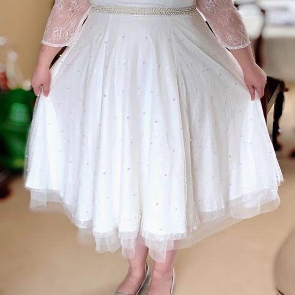 Wedding Dress ✨ Elegant White Lace Fit & Flare Dress – Size 14 ✨ - Picture 8 of 8